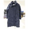 Image 1 : NAVY CHEVRON PUFFER COAT WITH CONVERTIBLE BABY CARRIER AND HOOD SIZE: 6