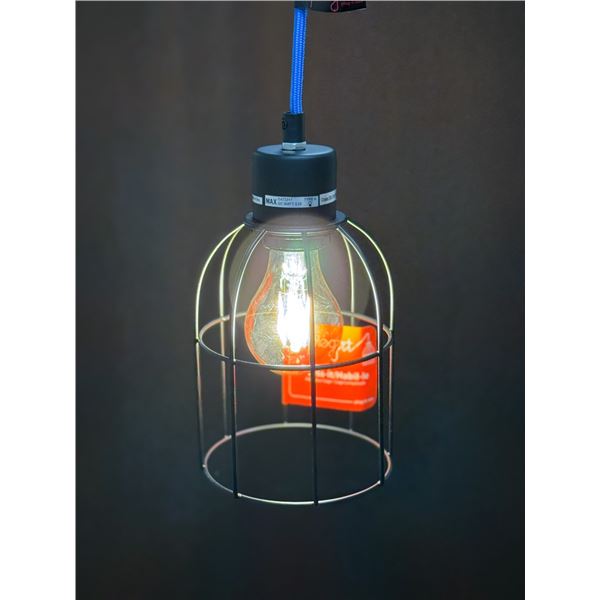 PLOG-IT SUSPENDED LIGHT SET (BULBS NOT INCLUDED)
