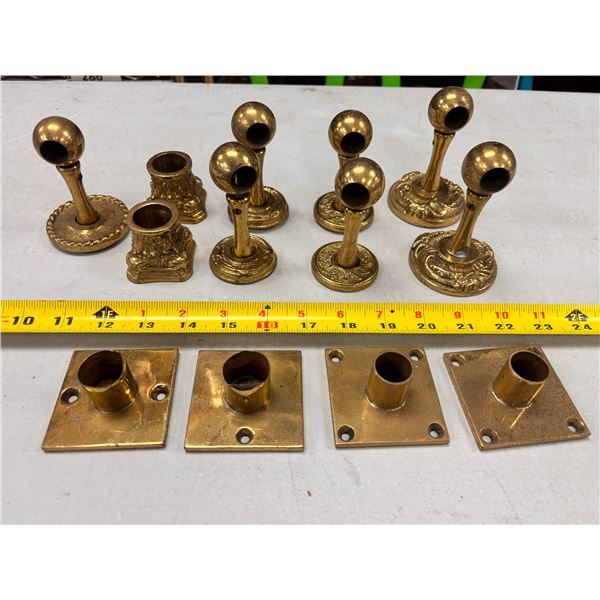 LOT OF 13 ASSORTED BRASS BRACKETS