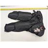 Image 1 : FOOTBALL SHORTS SIZE: YOUTH LARGE