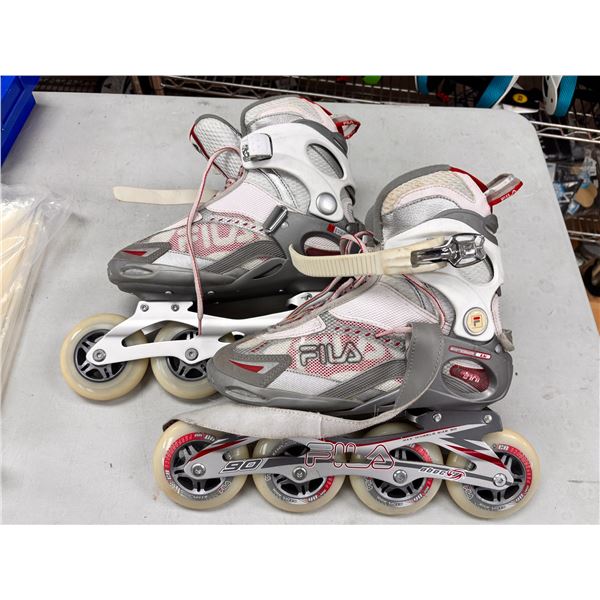 **USED** FILA WOMEN'S ROLLERBLADES SIZE:8.5L