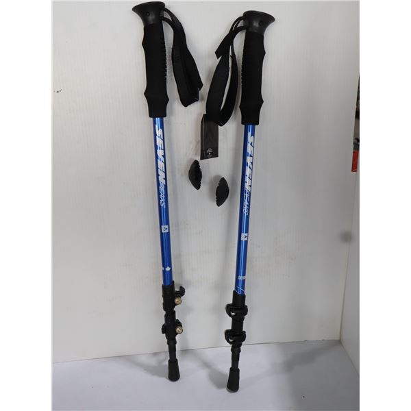 PAIR OF SEVEN PEAKS EXTENDABLE 26"-54" HIKING POLES (BLUE)