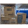 Image 1 : LOT OF 3 BOXES ASSORTED PAPER TOWELS