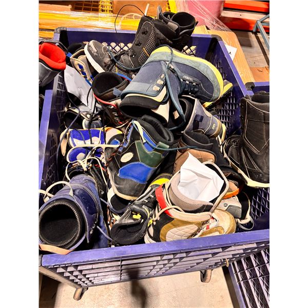 **USED** LOT OF +/-25 ASSORTED ADULT DOWNHILL SKI BOOTS