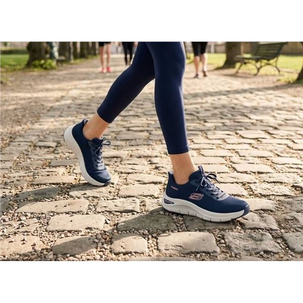 Skechers Swift Fit Navy Shoes Size 8