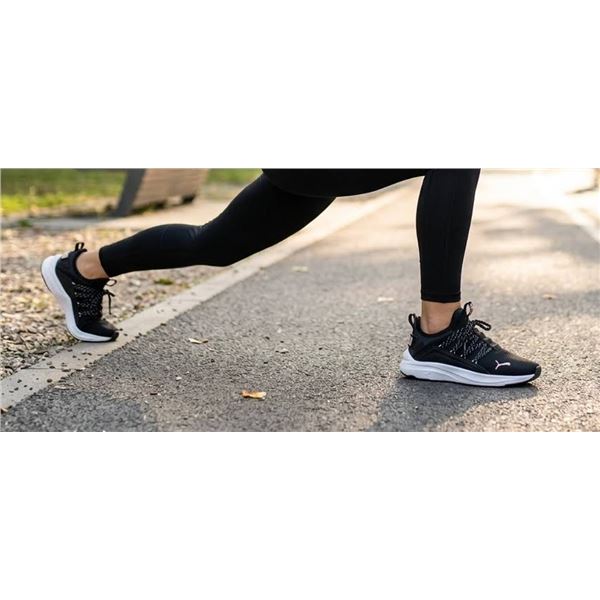 PUMA Black Mesh Sneakers White Soles Size 7