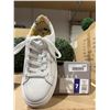 Image 3 : Ted Baker White Leather Sneakers Size 7