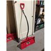 Image 2 : Garant Snow Pusher Poly Blade Curved Handle
