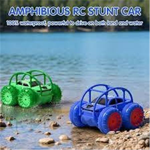 Amphibious RC Stunt Car 989-12 Remote Control Color May Vary