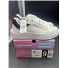 Image 3 : Skechers White Sneakers Size 9 Memory Foam