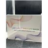 Image 2 : LED Light Therapy Mask, 7 Colours, New