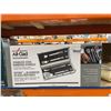 Image 2 : All-Clad Stainless 4-Piece BBQ Tool Set W/ Case