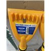 Image 3 : On the Run Snow Brush With Scraper, 2 Pack