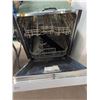 Image 6 : Midea Built-In Dishwasher Model MDF24P1BWWA White