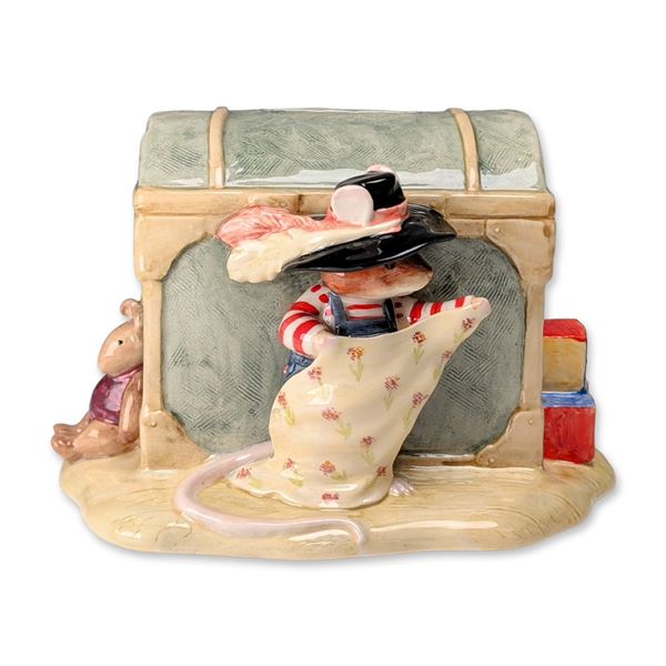 Royal Doulton Brambly Hedge Wilfred and the Toy Chest Ceramic Money Box