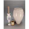 Image 2 : Lenox Porcelain Tossed Floral Vase and Butterfly Meadow Reed Diffuser Set