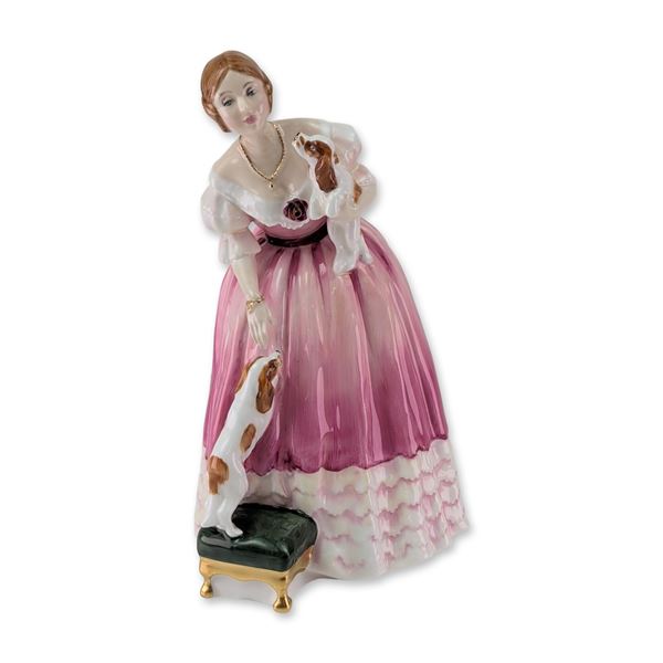 Royal Doulton Queen Victoria HN 3125 Queens of the Realm Porcelain Figurine