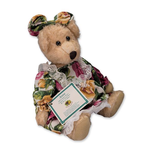 Royal Albert Old Country Roses Anna Country Cousin Bear Figurine