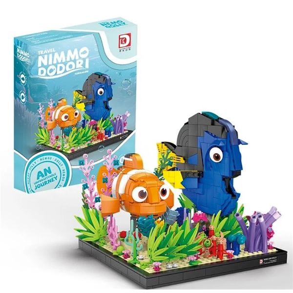 886pcs Disney's Finding Nemo (Nemo + Dory) Lego-Style Toy Building Block Set - No.7002 - New Sealed!