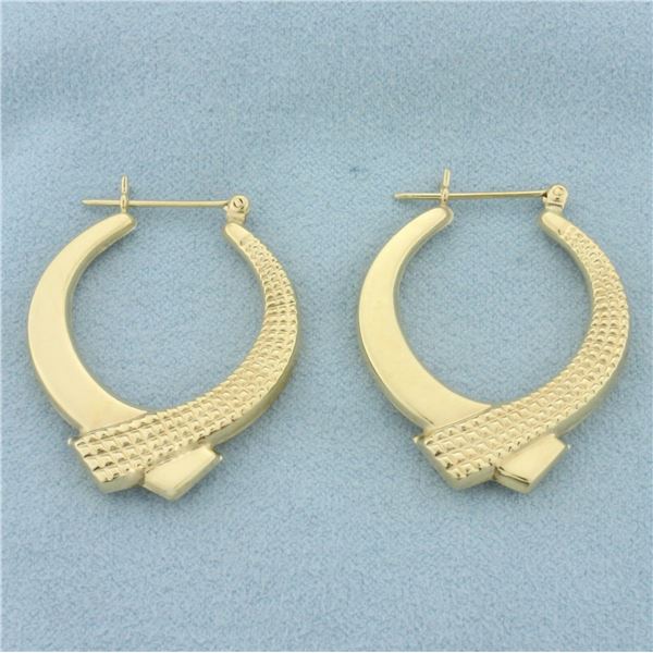 Crossover Ribbon Design Hoop Earrings in 14k Yellow Gold