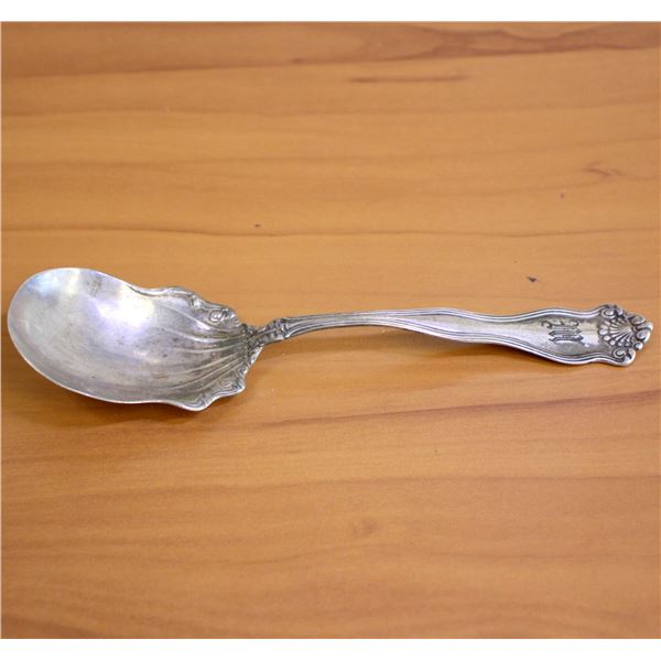 International "Winchester" Sterling Silver Sugar Shell Spoon
