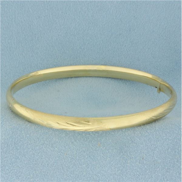 Leaf Nature Design Hinged Bangle Bracelet in 14k Yellow Gold
