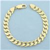 Image 1 : Italian Curb Link Bracelet in 14k Yellow Gold
