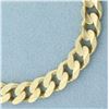 Image 2 : Italian Curb Link Bracelet in 14k Yellow Gold