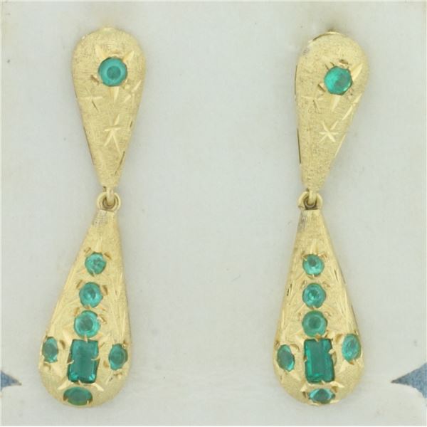 Emerald Dangle Earrings in 18k Yellow Gold