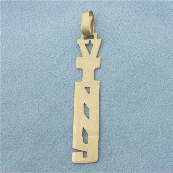 Vinny Name Pendant in 14k Yellow Gold