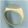 Image 3 : Oval Signet Ring in 14k Yellow Gold