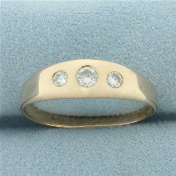 Mens 3-Stone Diamond Flush Set Wedding Ring in 14k Yellow Gold