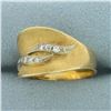 Image 2 : Wave Design Diamond Ring in 18k Yellow Gold