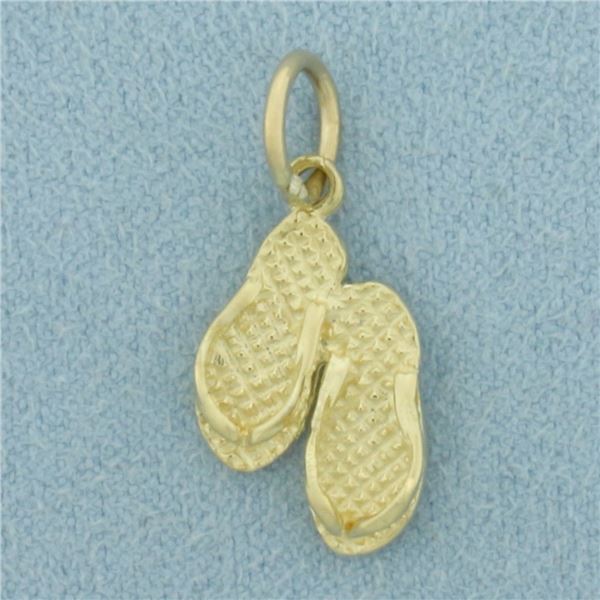 Sanibel Island Flip Flop Charm in 14k Yellow Gold