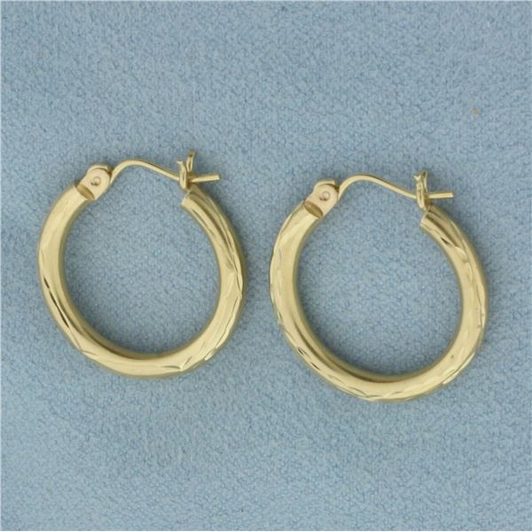 Diamond Cut Hoop Earrings in 14k Yellow Gold