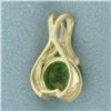 Image 2 : Peridot Pendant in 14K Yellow Gold