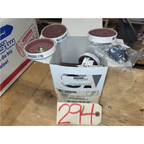 Lot(25) of EDGE Pro 3" Scotch-Brite with Mandrel