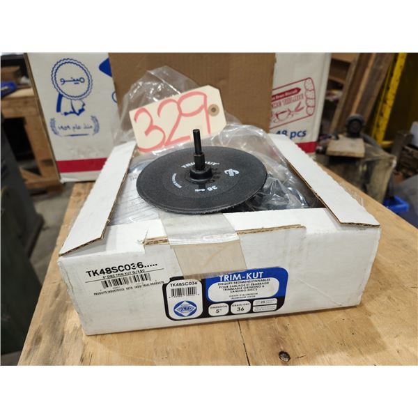 TRIM-Kut Sanding Disc 5" x 1/4"-20 with Mandrel Gr.36