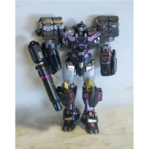 MUSCLEBEAR DECEPTICON TARN TRANSFORMER
