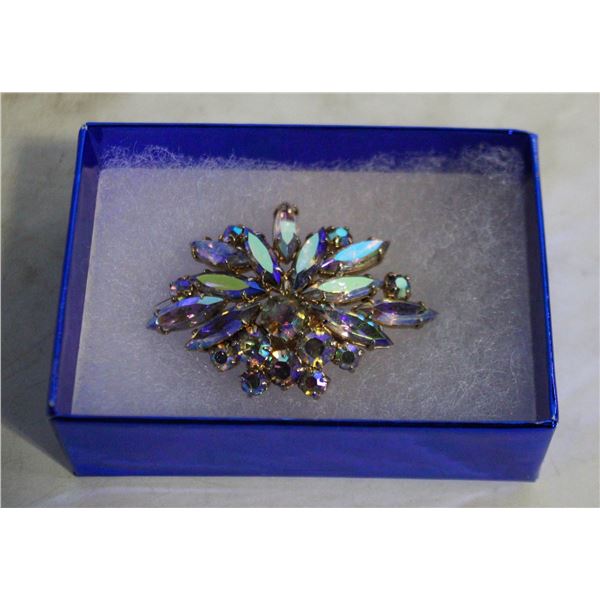 VINTAGE AURORA BOREALIS CRYSTAL
