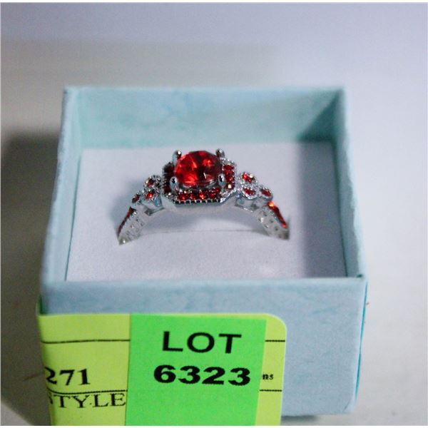 WEDDING PARTY STYLE FASHION RING SIZE 9
