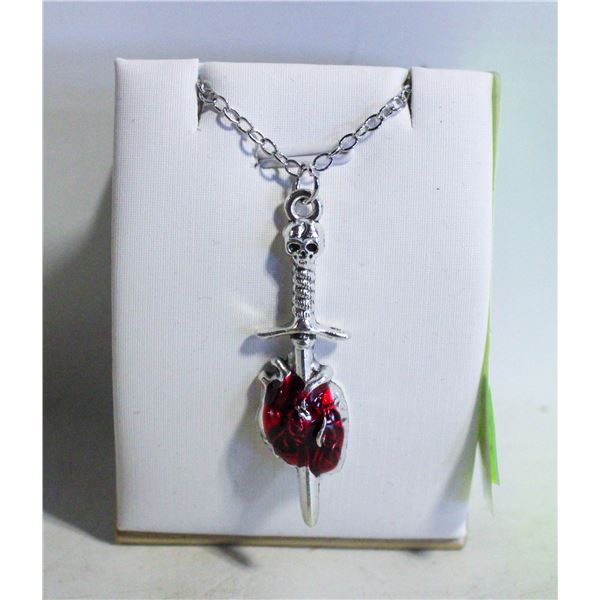 NEW BLEADING HRAT NECKLACE.