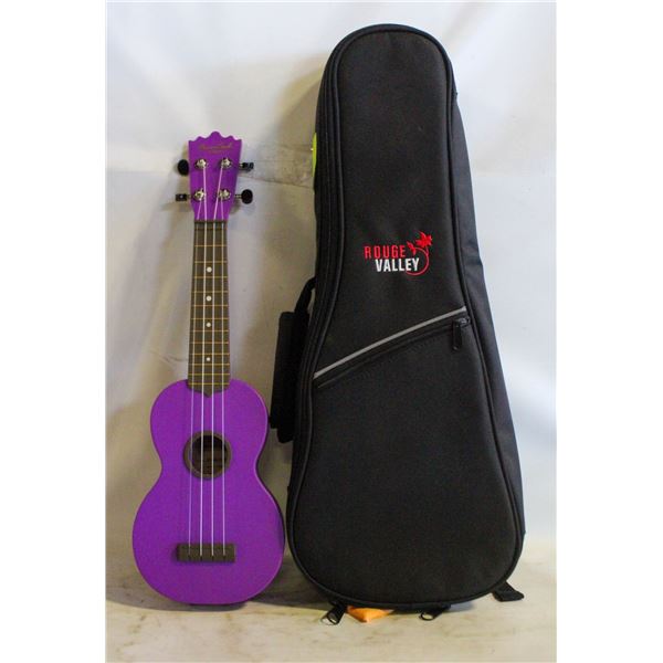 PURPLE UKULELE IN SOFTSHELL CASE