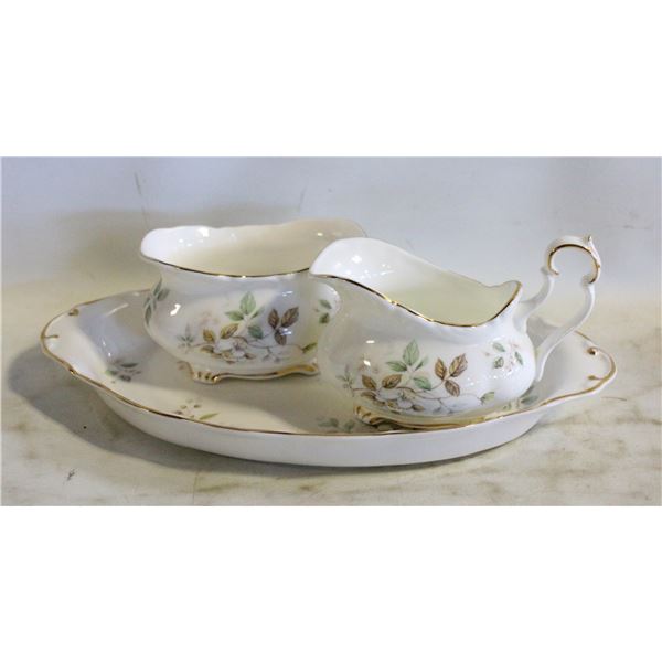 ROYAL ALBERT HAWORTH CREAM, SUGAR, TRAY