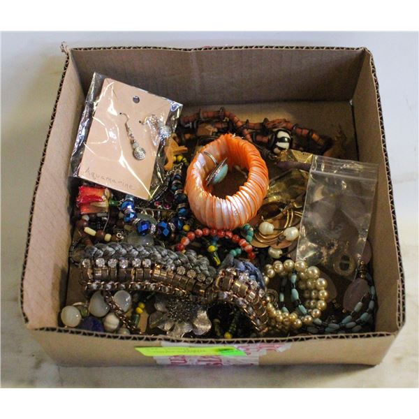 VINTAGE JEWELRY