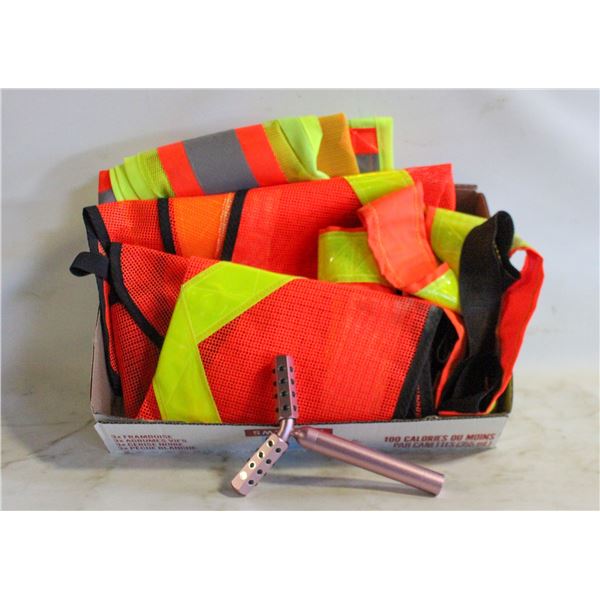 4 SAFETY VESTS