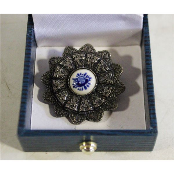 1960S DUTCH DELFT/SILVER BROOCH UNSTAMPED