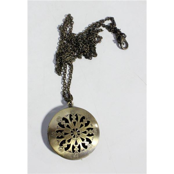 ESTATE AROMATHERAPY DIFFUSER PENDANT NECKLACE