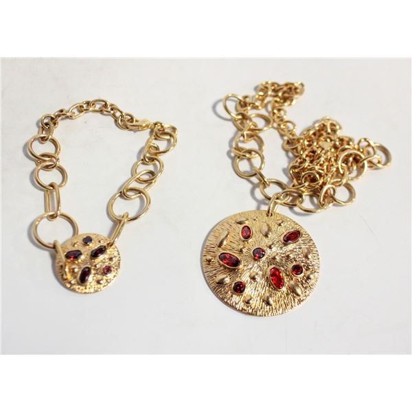 ESTATE NECKLACE BRACELET SET WITH STONES INLAID
