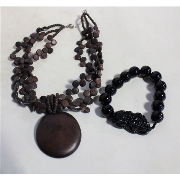 ESTATE GENUINE BLACK POLISHED GEMSTONE BRACELET +